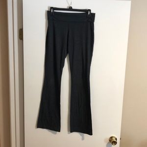 SO Perfect Yoga - charcoal colored yoga pant